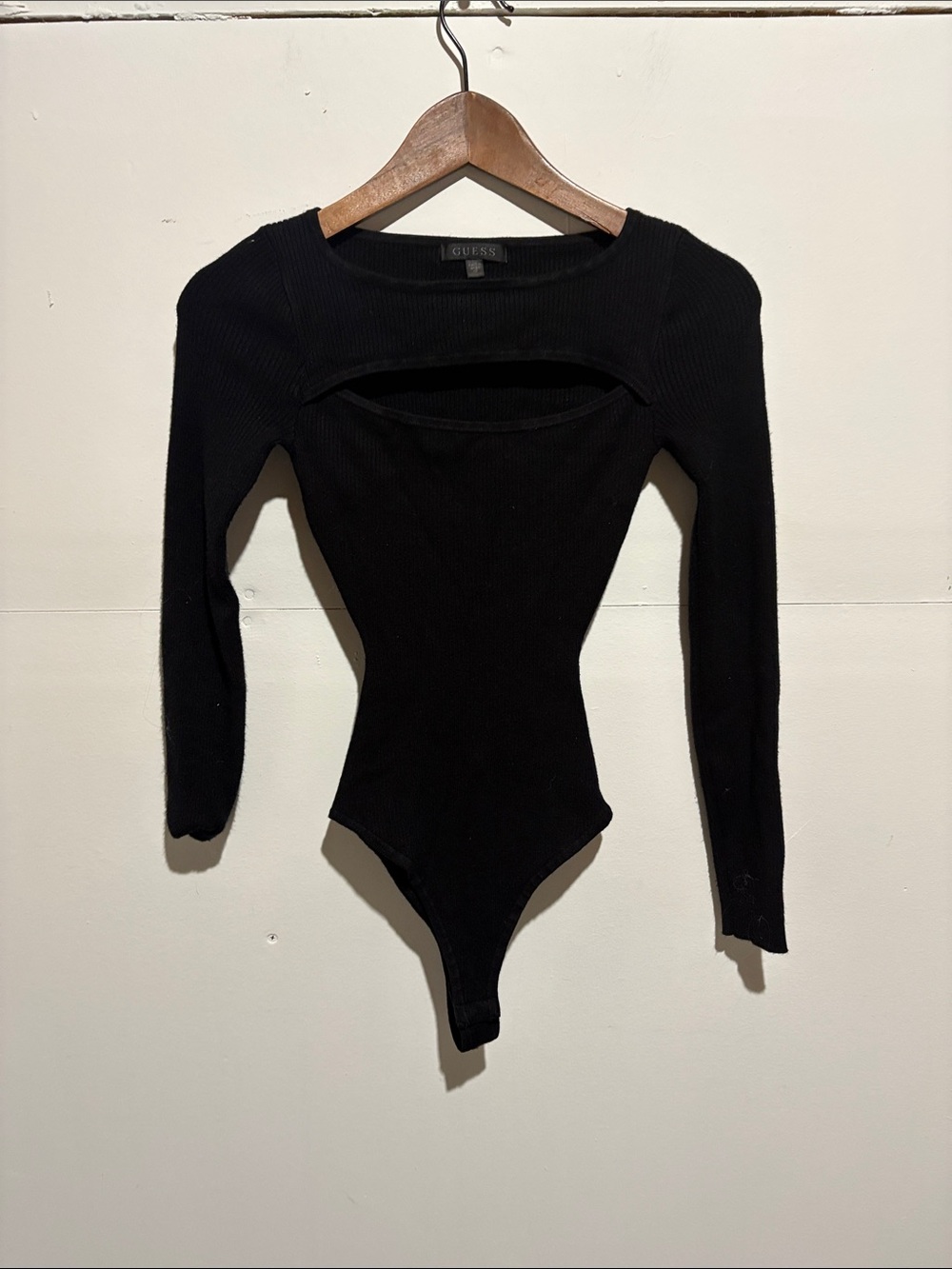 GUESS Black Knit Ribbed Long-Sleeve Cutout Bodysuit. Worn Once. Sz XS